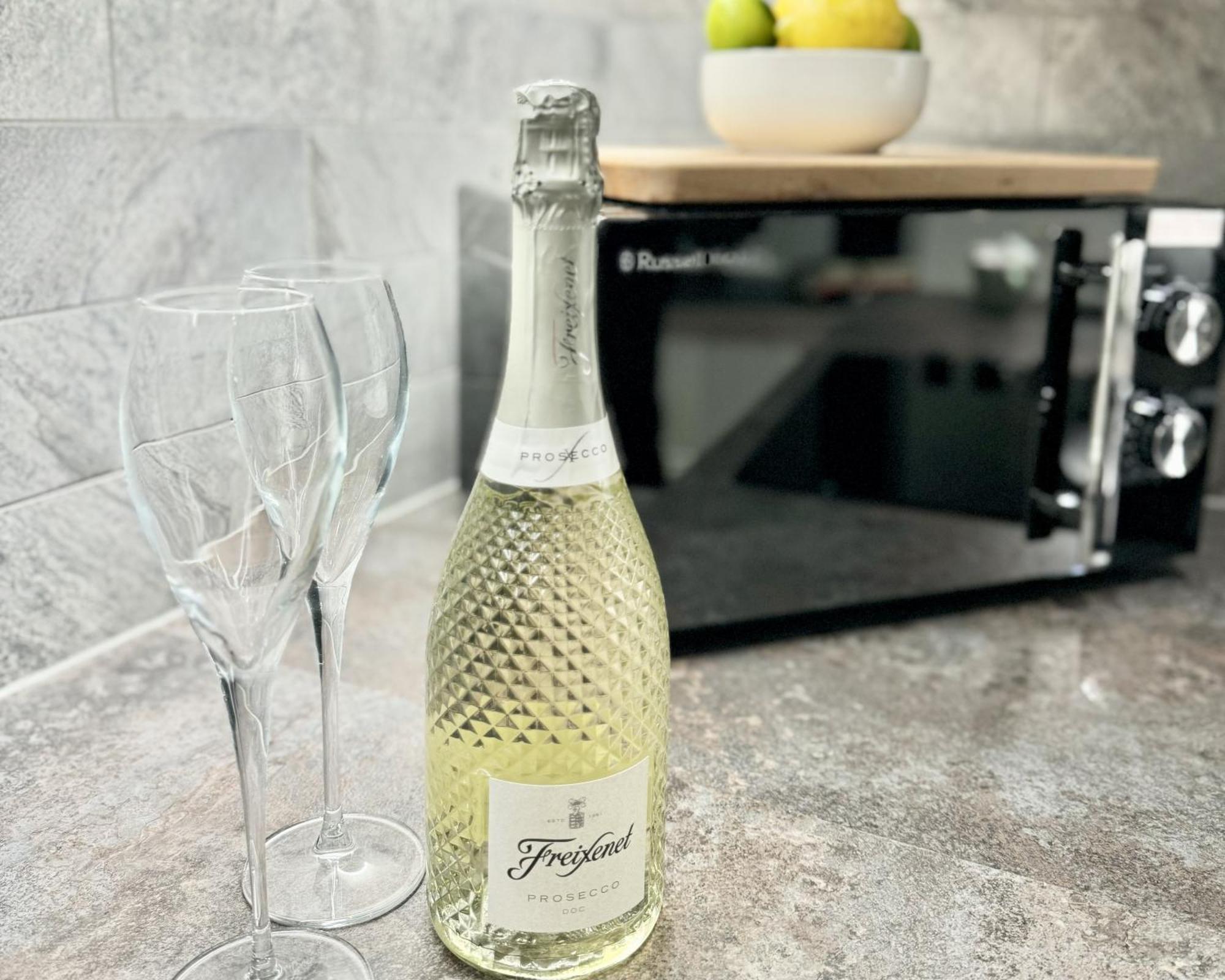The Crown View - Luxury Apartment - Free Parking Nearby Harrogate Exteriör bild