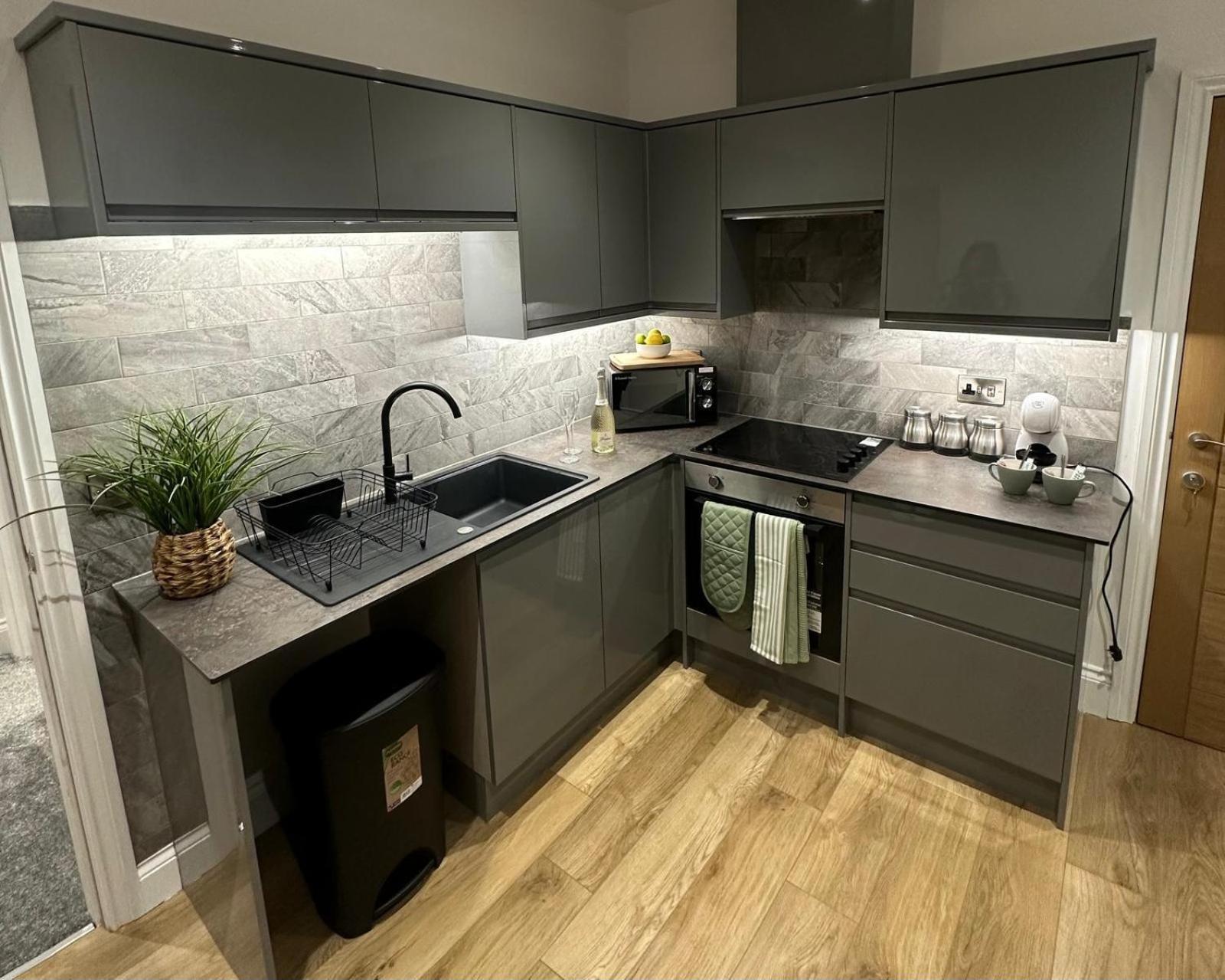 The Crown View - Luxury Apartment - Free Parking Nearby Harrogate Exteriör bild