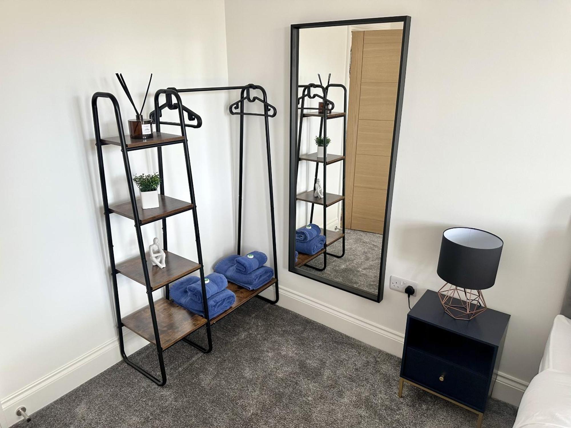 The Crown View - Luxury Apartment - Free Parking Nearby Harrogate Exteriör bild