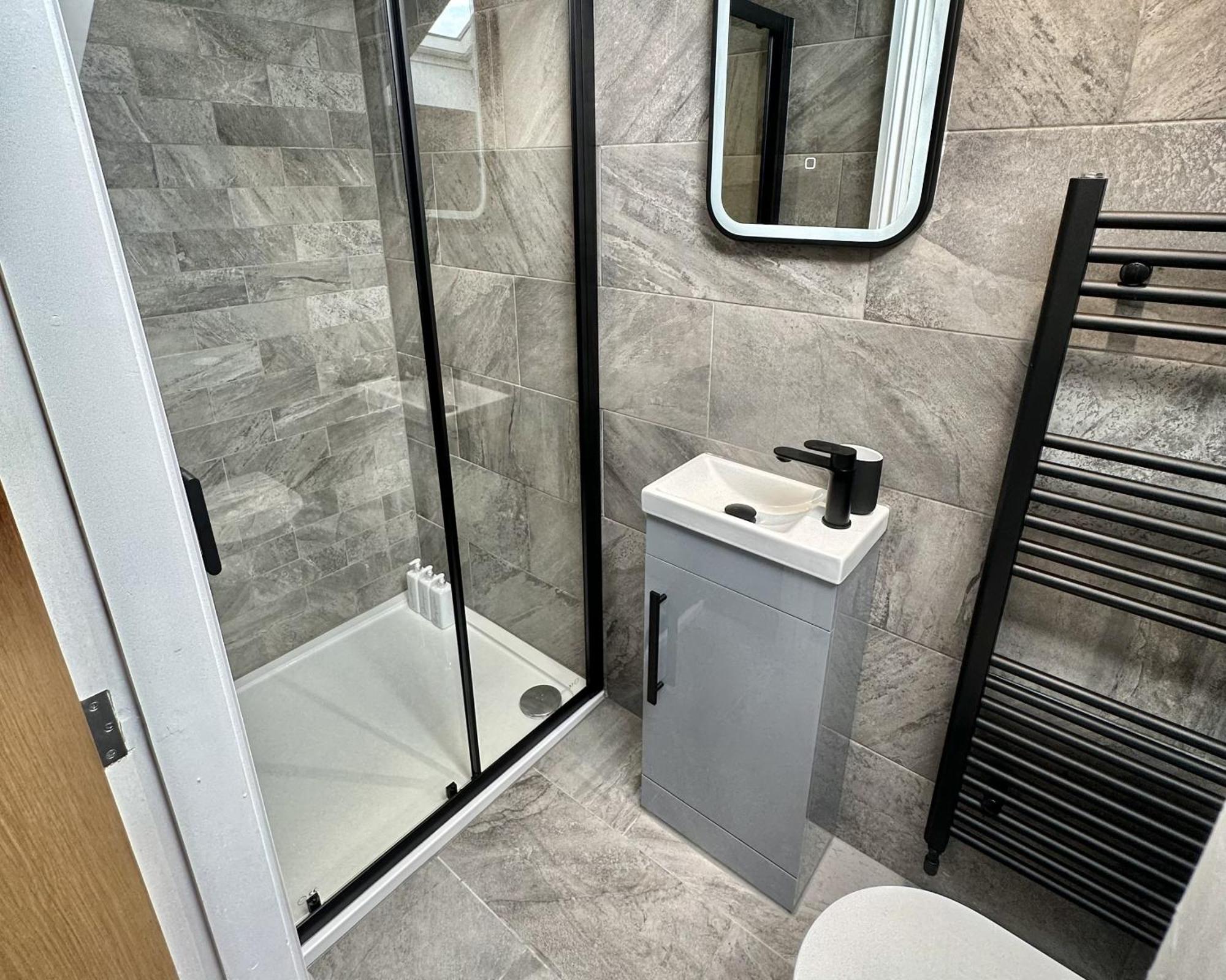 The Crown View - Luxury Apartment - Free Parking Nearby Harrogate Exteriör bild